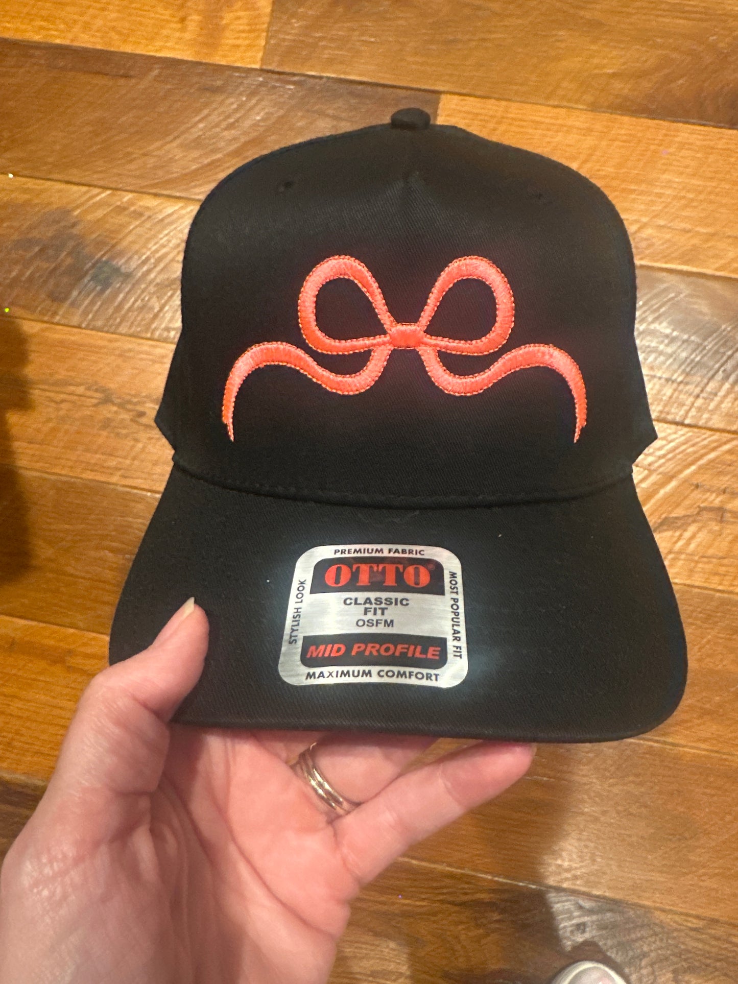 Bow hat